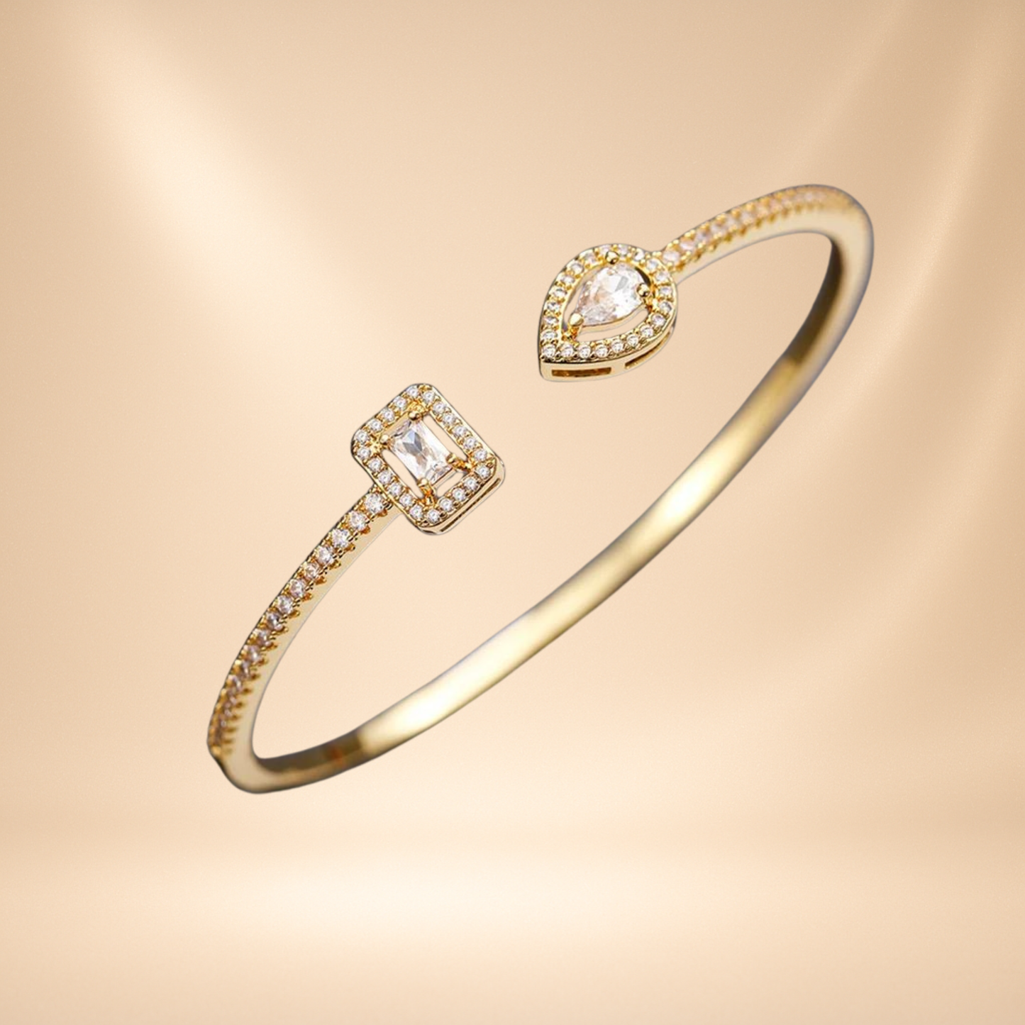 Fashion Cuff Bracelet Gold Diamond