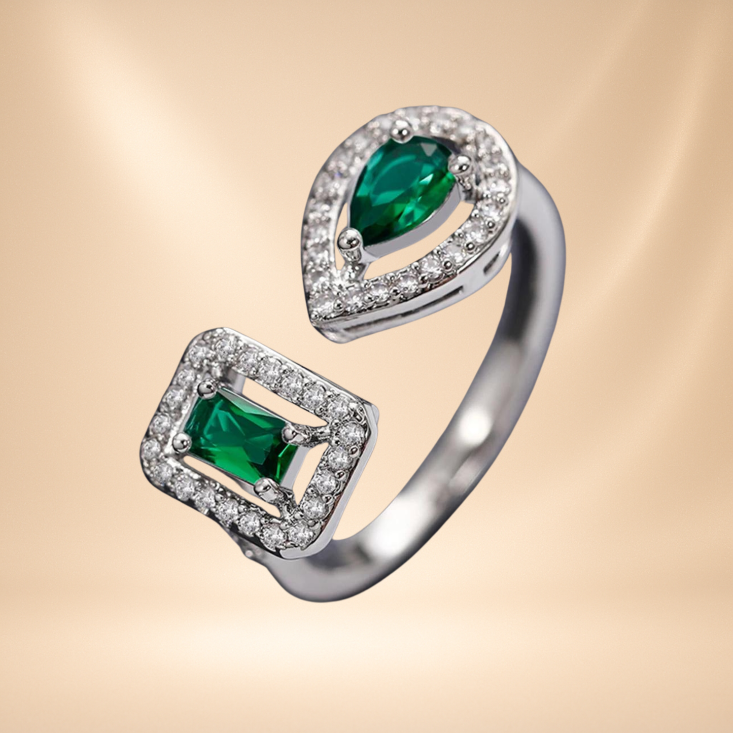 Fashion Cuff Ring Silver Emerald